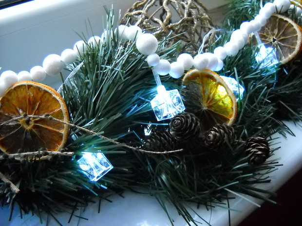 Dekoracja na parapecie.