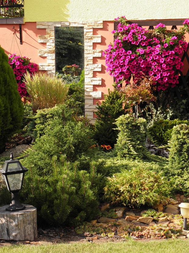 lustro na ścianie :)