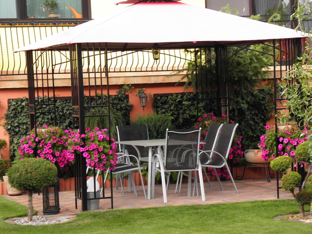 miejsce wypoczynku altanka uspawana z profila :)