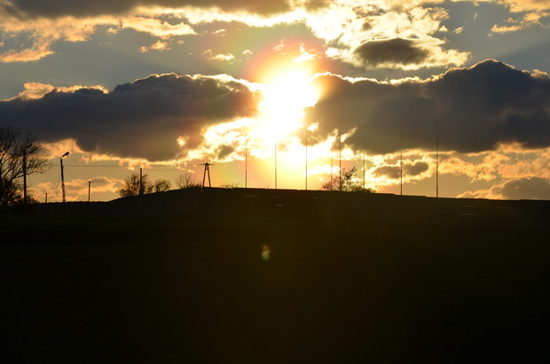 Zachód słońca w porze wczesno wiosennej  :)
2016 r.