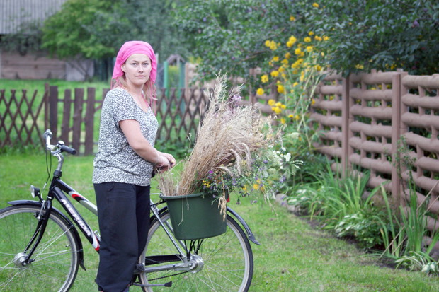 Nie ma brzydkich kwiatów . Kwiaty polne i leśne, chwasty ogrodowe... wszystkie piękne są !