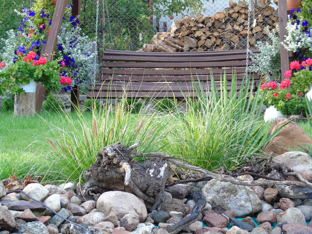 Huśtawka - miejsce na odpoczynek.