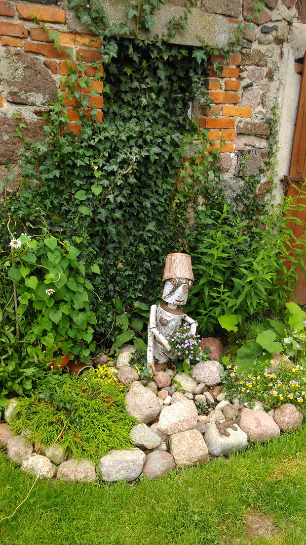 Teodor,pilnuje ogrodu 