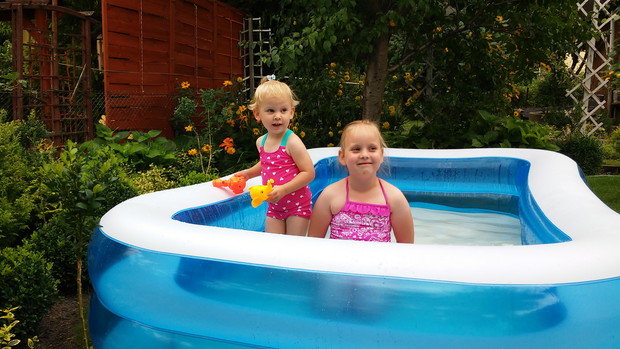 basenik, główna atrakcja w upały