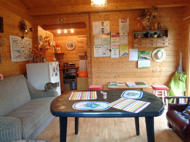 Tu można wypocząć i coś zjeść.