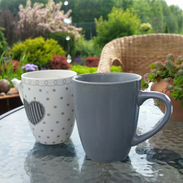 Kawa najlepiej smakuje na tarasie 