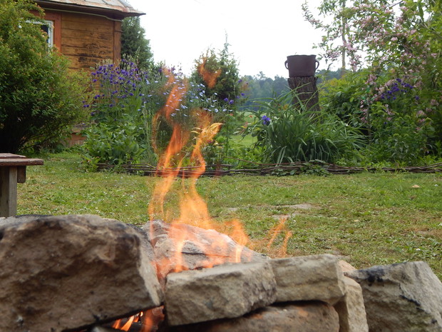 ...i miejsce na ognisko przy tym...