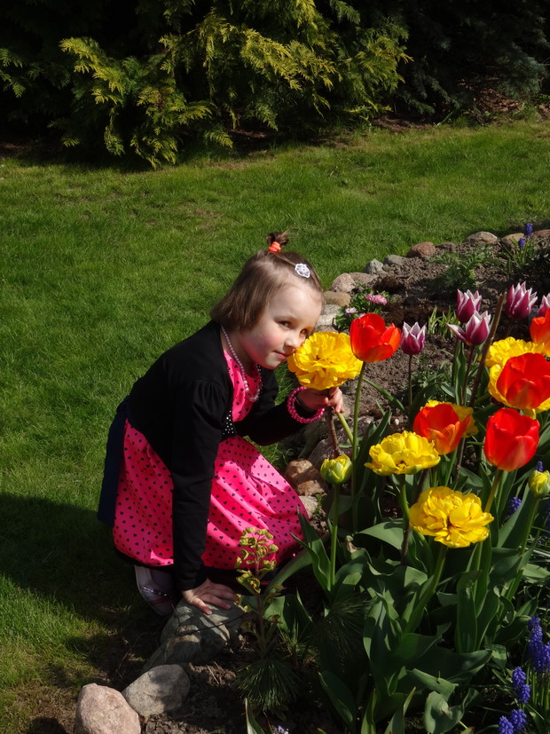 Moja córka też tak bardzo kocha kwiaty