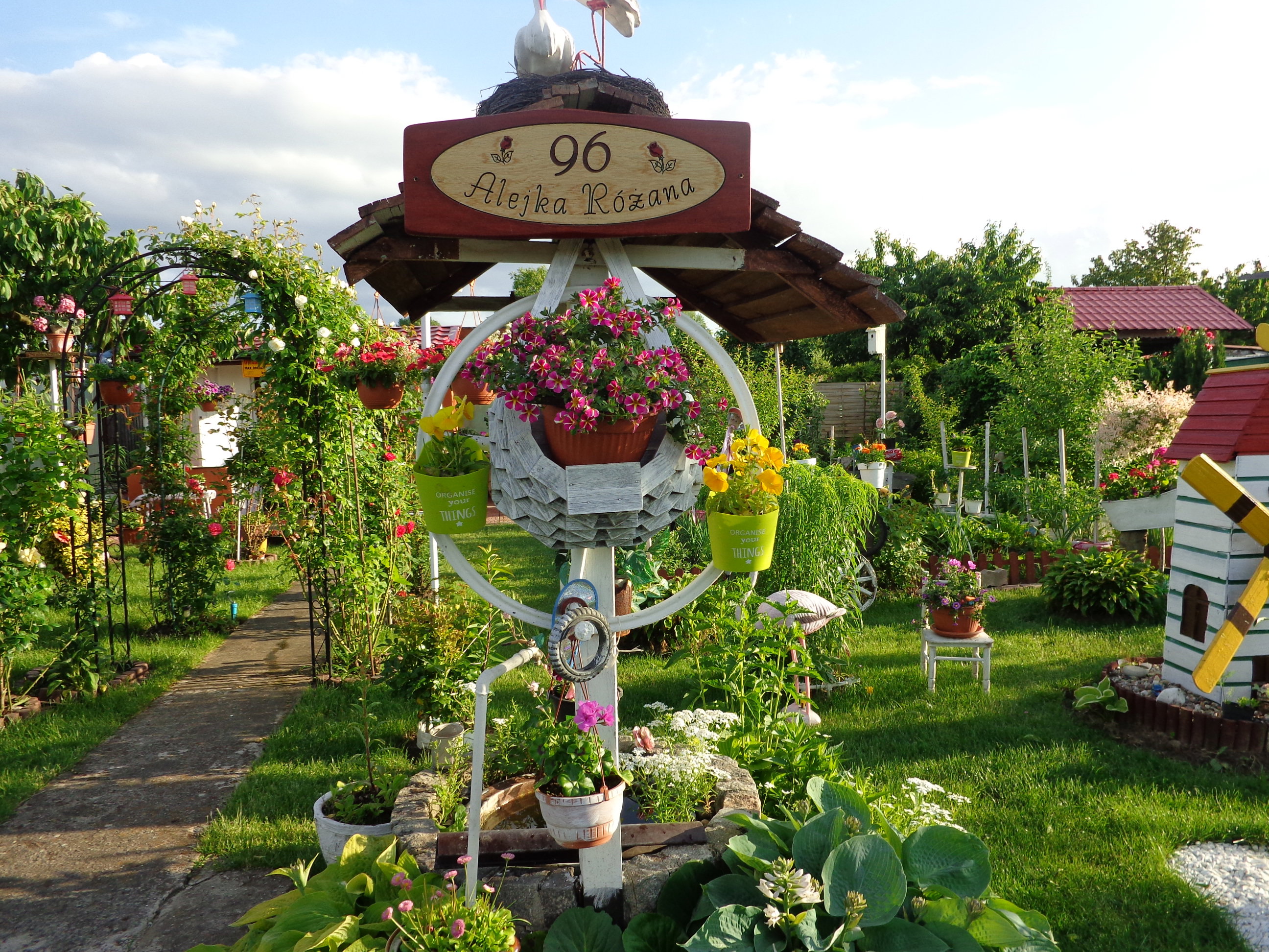 TAK NAZYWA SIĘ MOJA ALEJKA I NUMER MOJEJ DZIAŁKI 