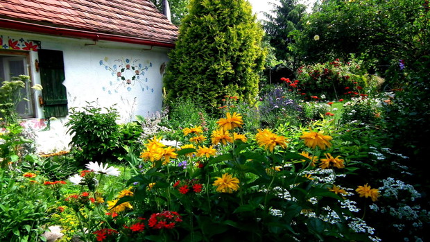 To też za chałupą, tylko z innego ujęcia.