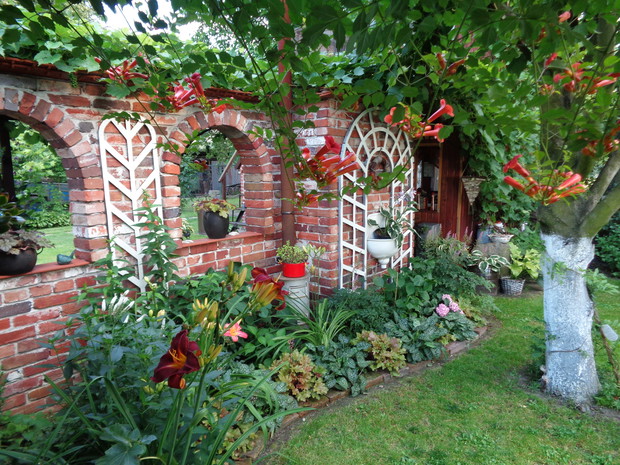 Zakatek ogrodowy przy kuchni....