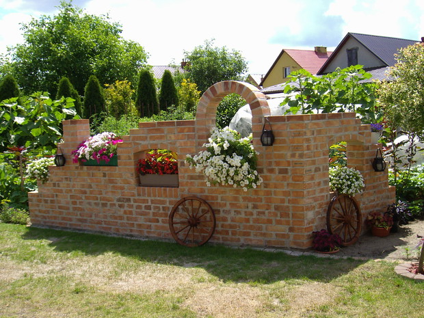 Mój projekt wykonany przez męża, a było to jego pierwsze murowanie