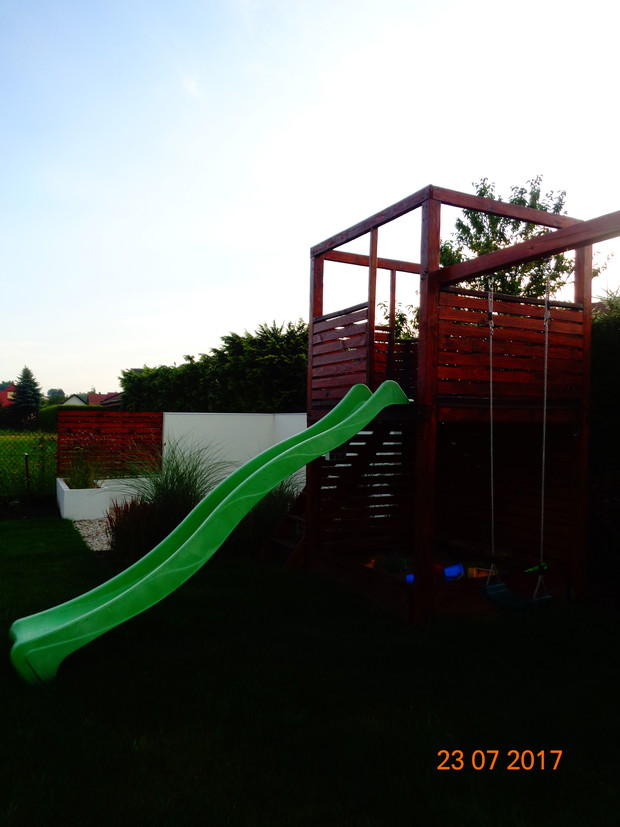 Plac zabaw maluchów