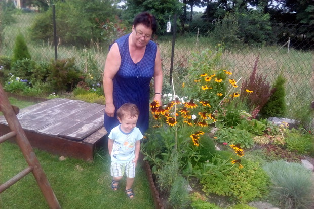 Moja mama z wnusiem (nasz młodszy synek)