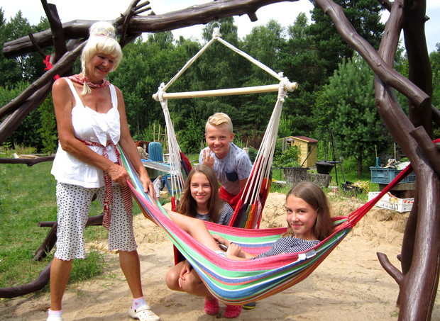 Wypoczynek w hamaku na plaży jest możliwy nawet bez wyjazdu nad morze. Brakuje jedynie palm (na razie) :-D.