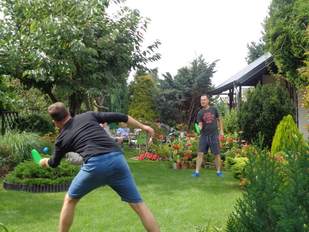 Zamiast komputera rakiety..... to mozna tylko na działce.