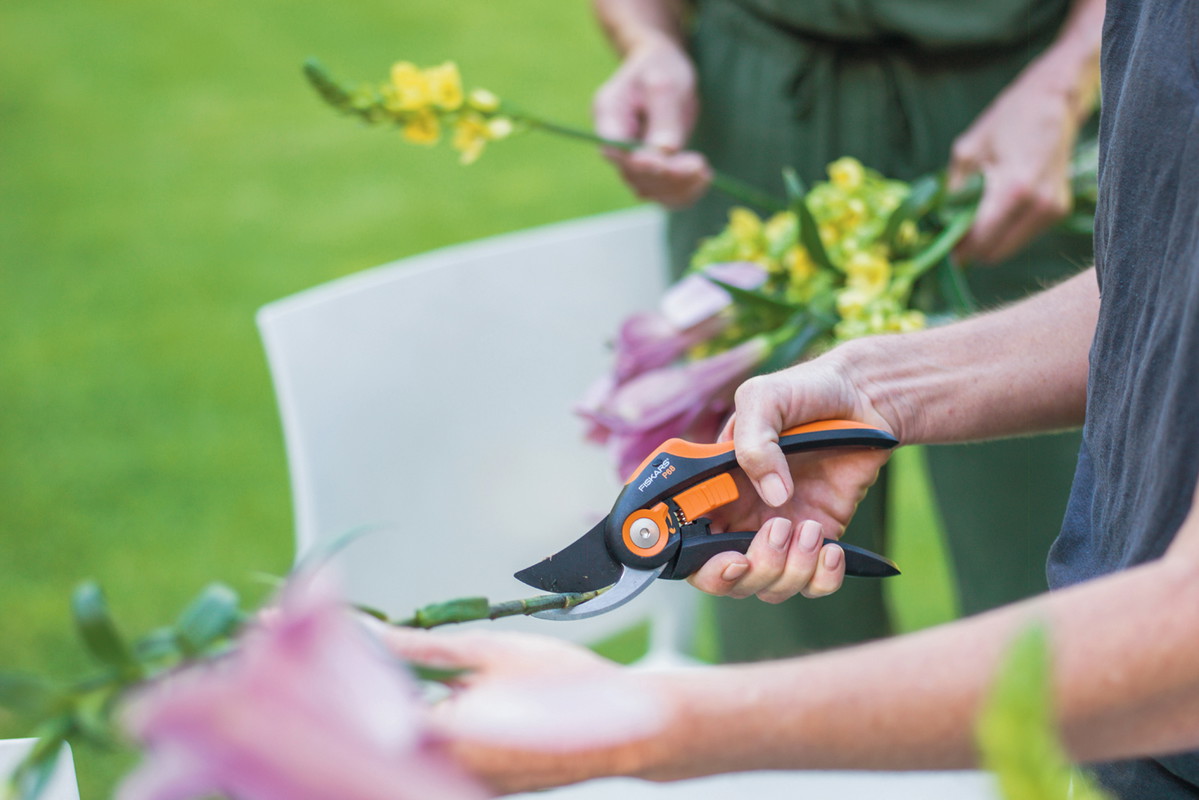 Fiskars sekator SmartFit™ P68 (zdj.: materiały producenta)