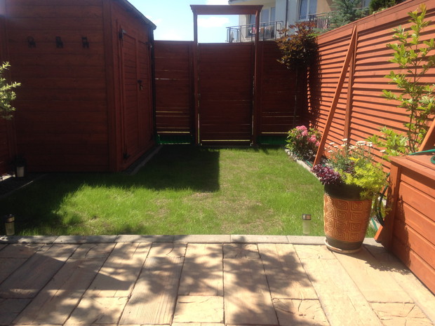 Widok z drzwi balkonowych 