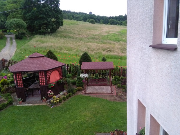 altana i huśtawka - widok z drugiego balkonu
