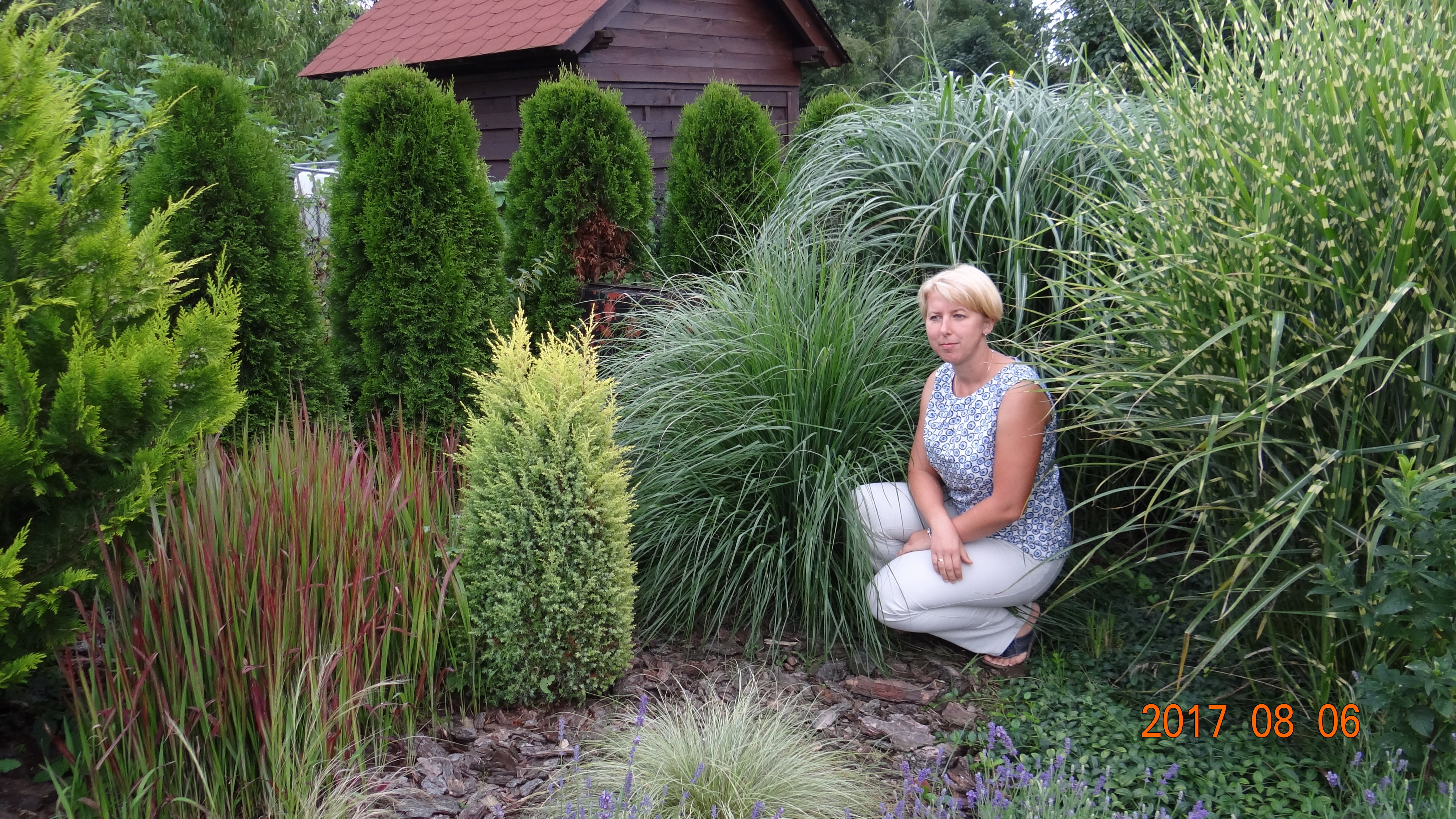 Moja ulubiona rabata z trawami.