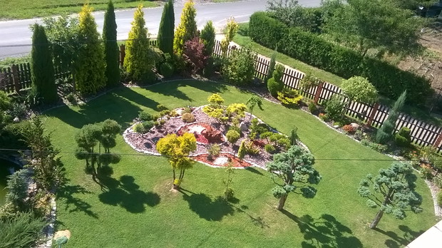 środkowa (najnowsza) rabata w całej okazałości