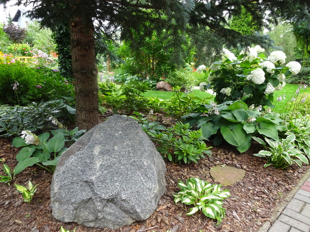 Zawsze marzyłam o dużym kamieniu i dostałam go w prezencie od męża.