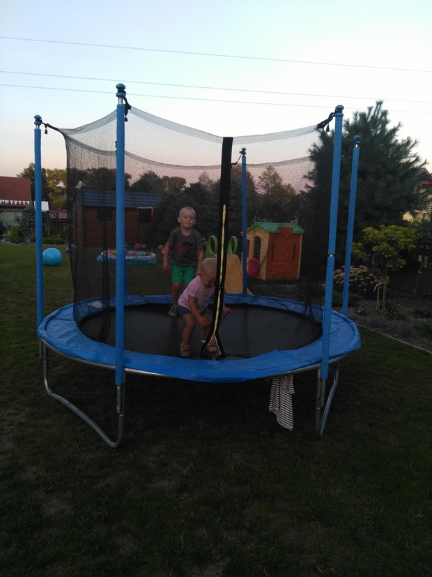 Hop hop do nieba skok