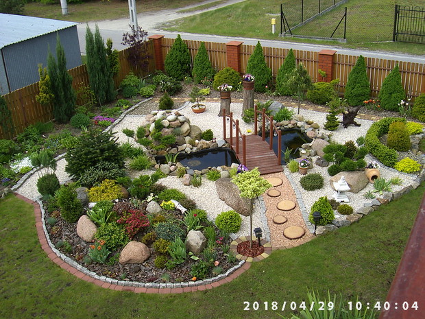 Z góry na oczka wodne