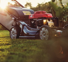 Fot. Aries Power Equipment – Serwis maszyn i urządzeń Honda. Kosiarka HRX 537