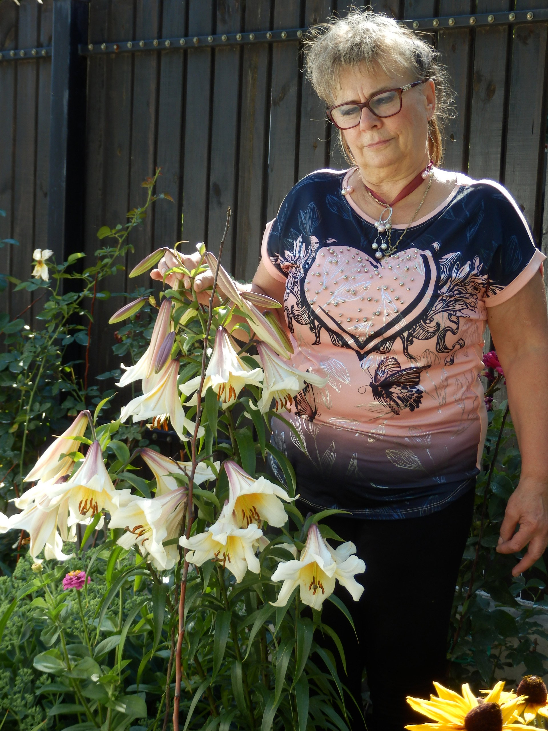 Jestem zachwycona  tą lilią i jej zapachem.