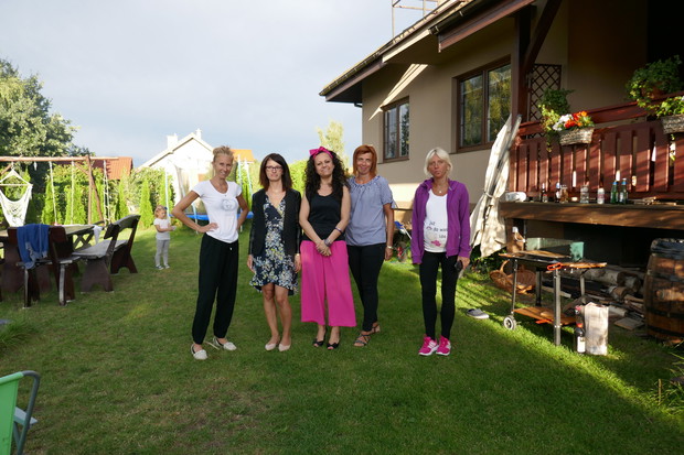 Piękne panie podczas letniej corocznej imprezy