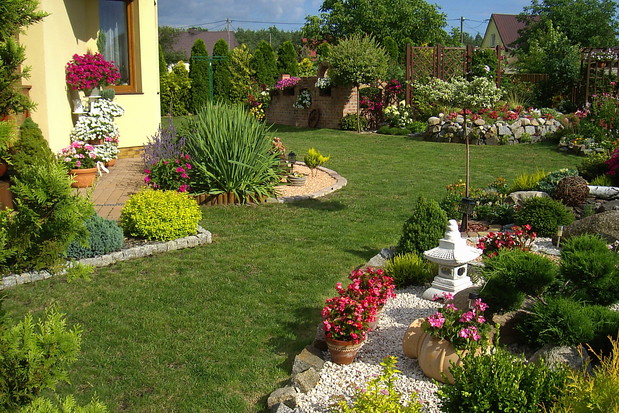 Południowa strona ogrodu