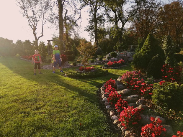 urwisy na spacerze :) 