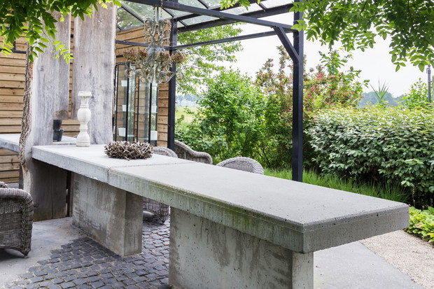 beton architektoniczny w ogrodzie