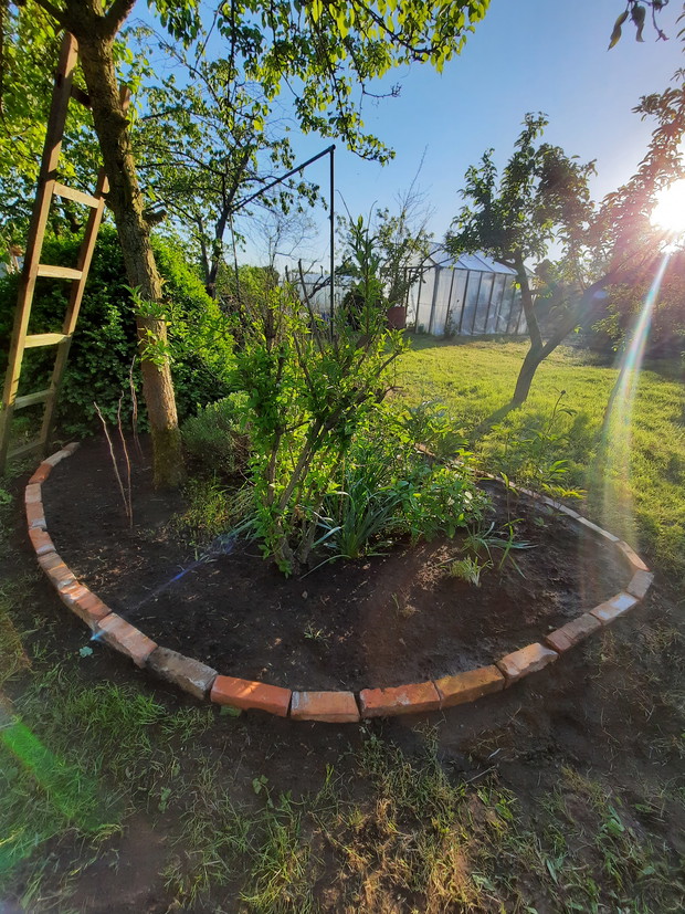 Nic się nie zmarnuje, stare cegły wykorzystane