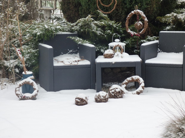 Kącik wypoczynkowy zimą