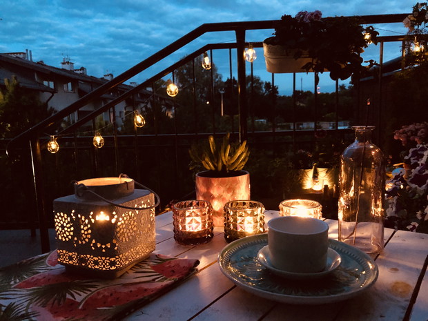 Noc pokazuje swoje oblicze...