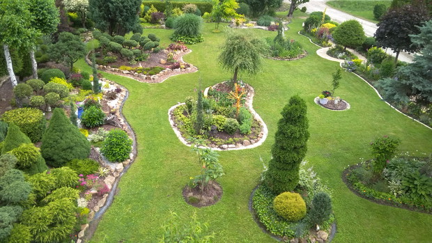 Część naszego ogrodu widziana z góry.