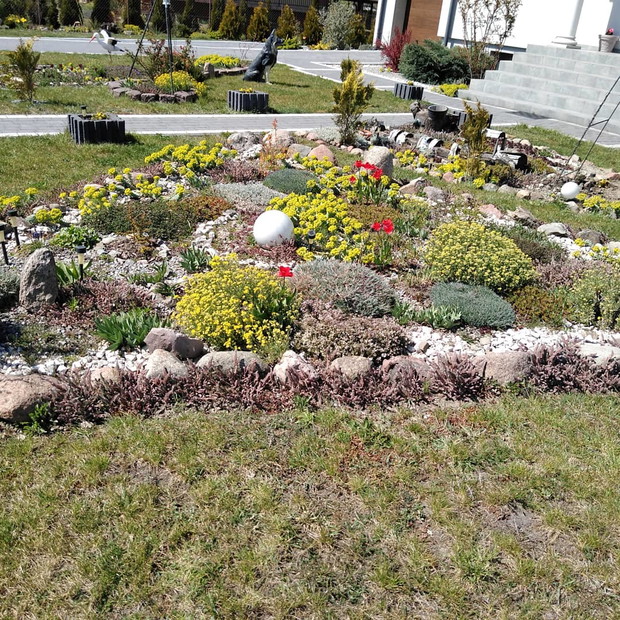 Wiosenny przedogródek