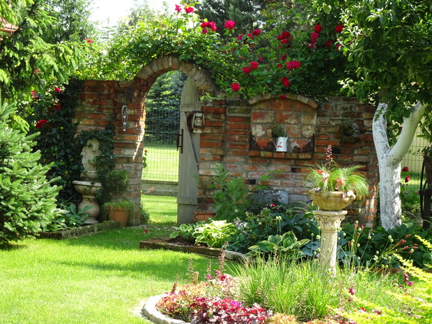 Po drugiej stronie drzwi