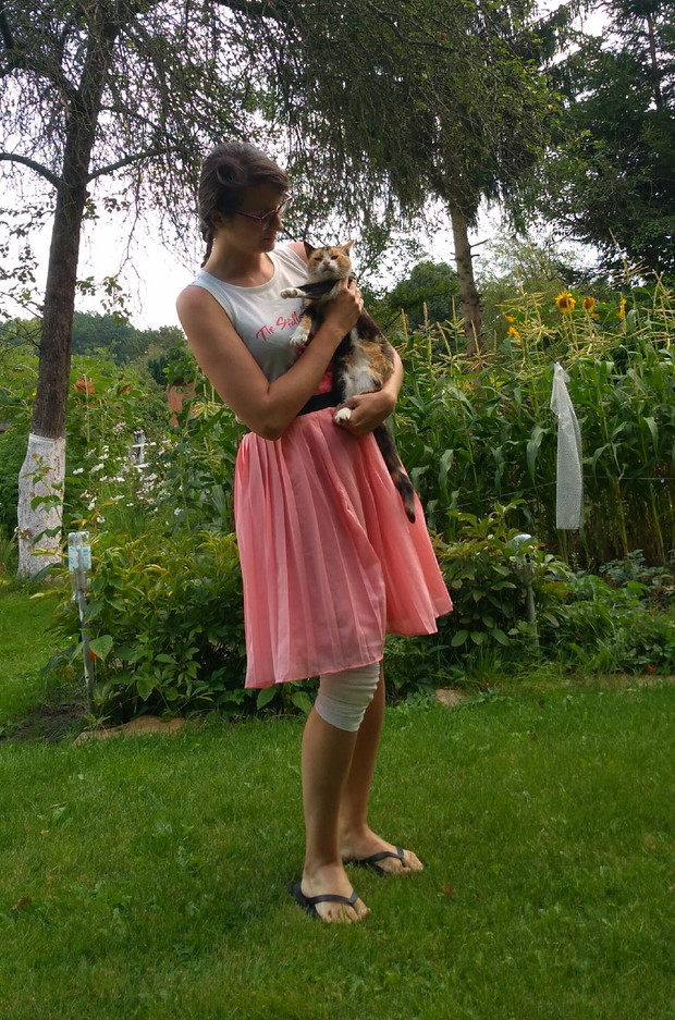 Córka z kotką Psotką