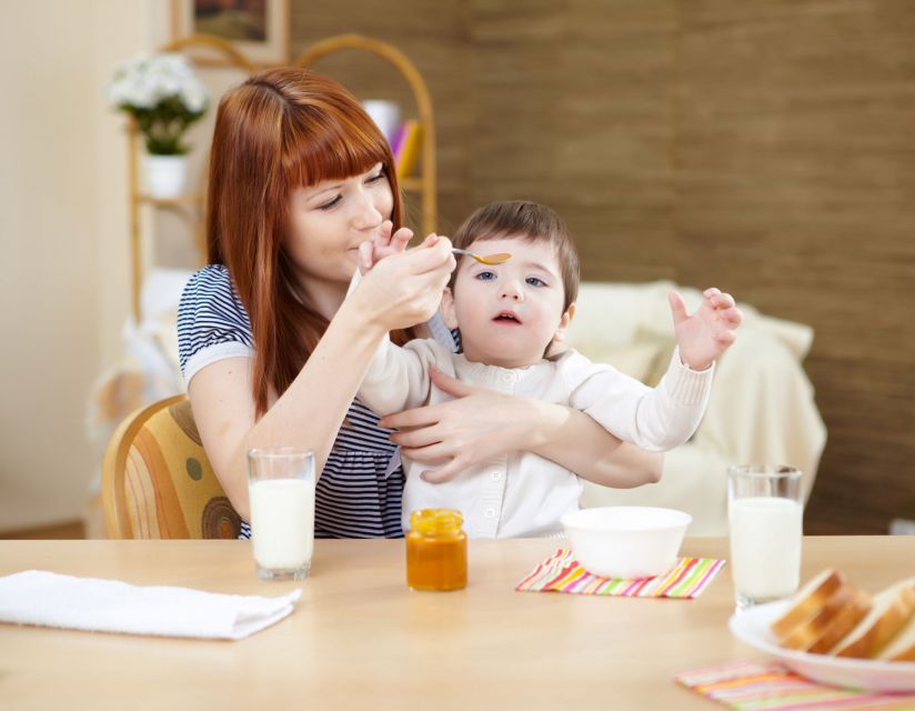 mama, niemowlę, kuchnia dla dziecka, słoiczek, dania gotowe