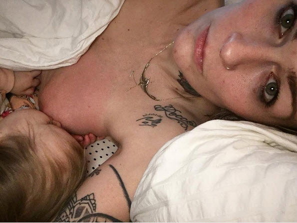 Karmienie piersią Doula Bliss