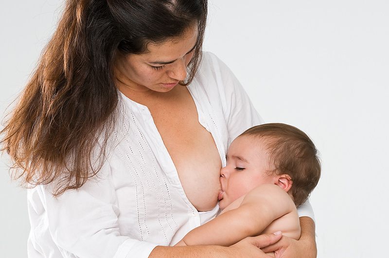 mama, niemowlę, karmienie piersią