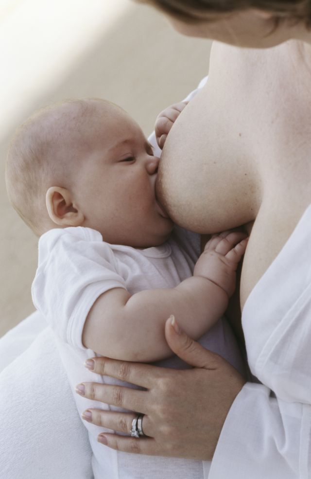 karmienie piersią, noworodek, mama