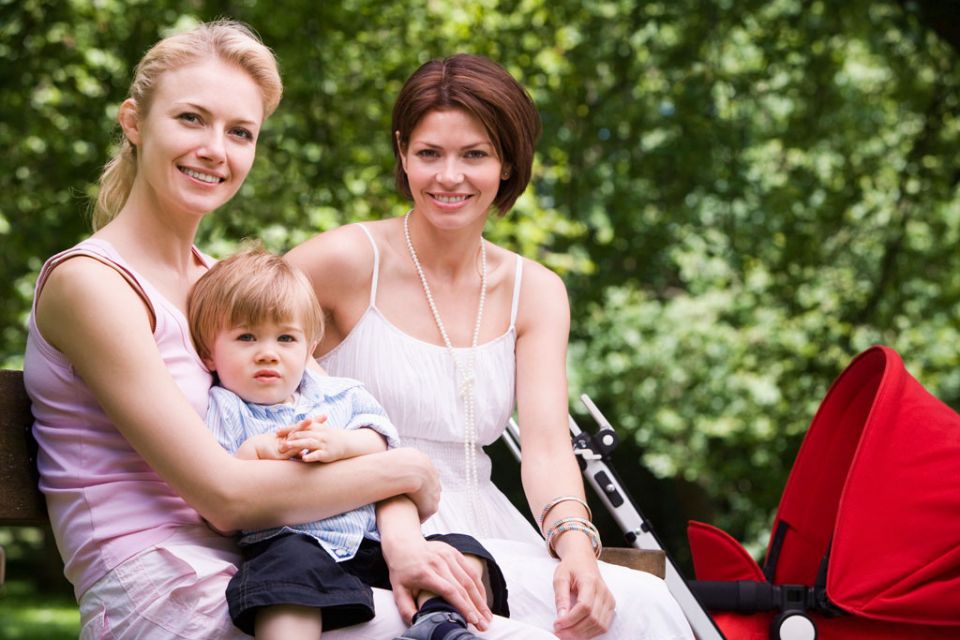mama, dziecko, spacer, wiosna, lato, wózek