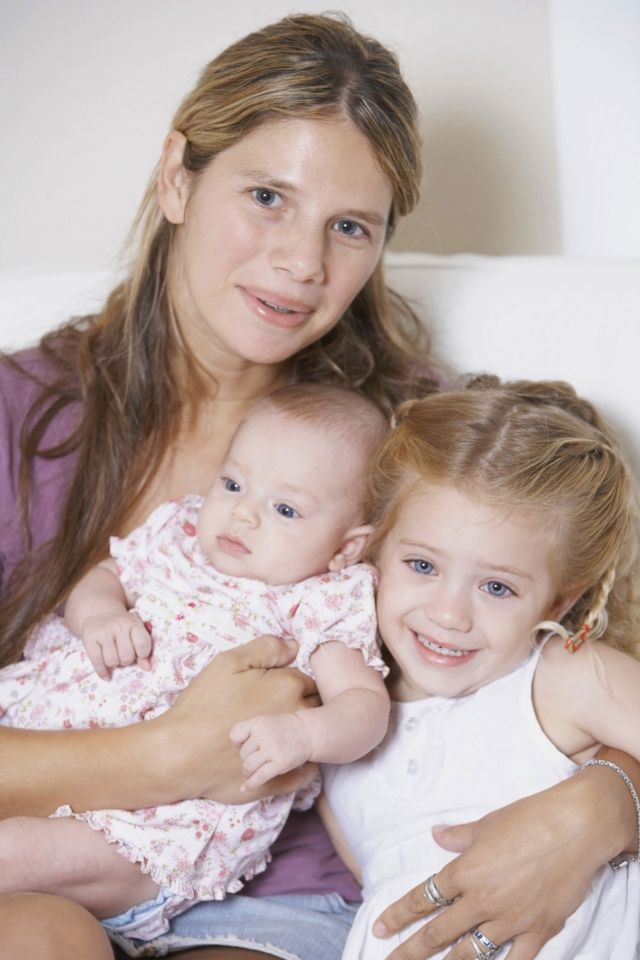 mama, siostra, rodzeństwo, niemowlę