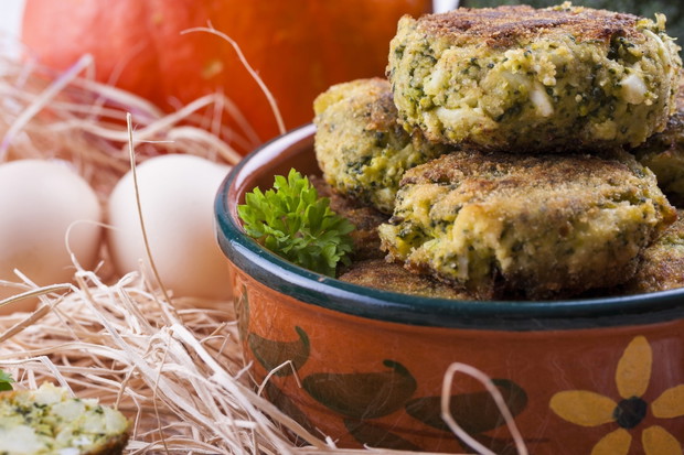 Wielkanocny przepis na kotlet z jajek dla dziecka
