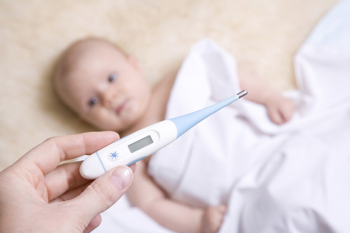 katar kaszel bez gorączki