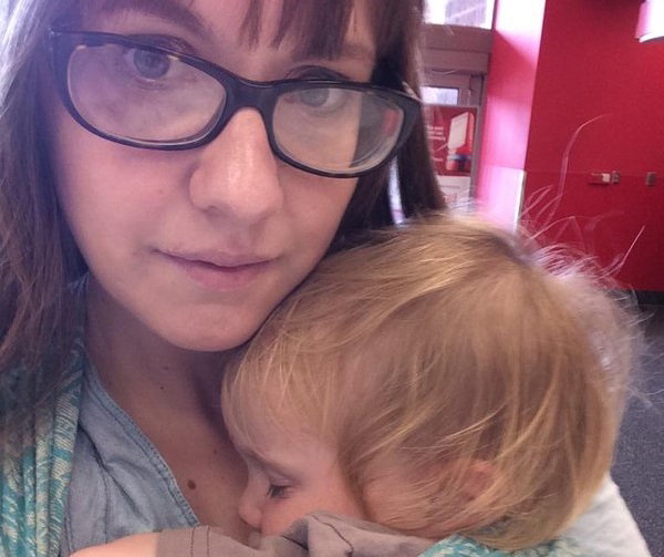 Mama 3 chłopców przyznaje, że wcale nie lubi swojego pociążowego ciała